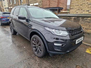 Used Land Rover Discovery Sport 2015 for sale - 76578379: Photo