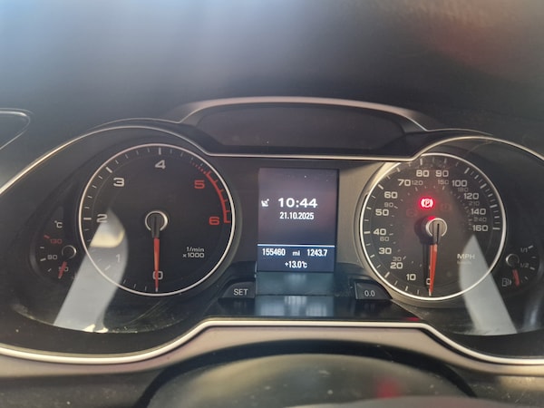 Used Audi A4 2013 for sale - 76332774: Photo 6