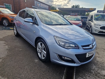 Vauxhall - Astra