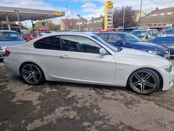 Used BMW 3 Series 2011 for sale - 76341280: Photo