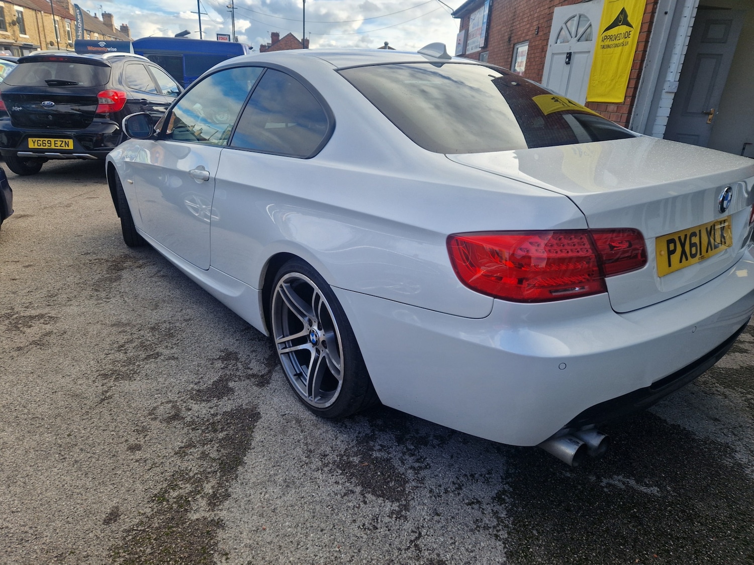Used BMW 3 Series 2011 for sale - 76341280: Photo 7