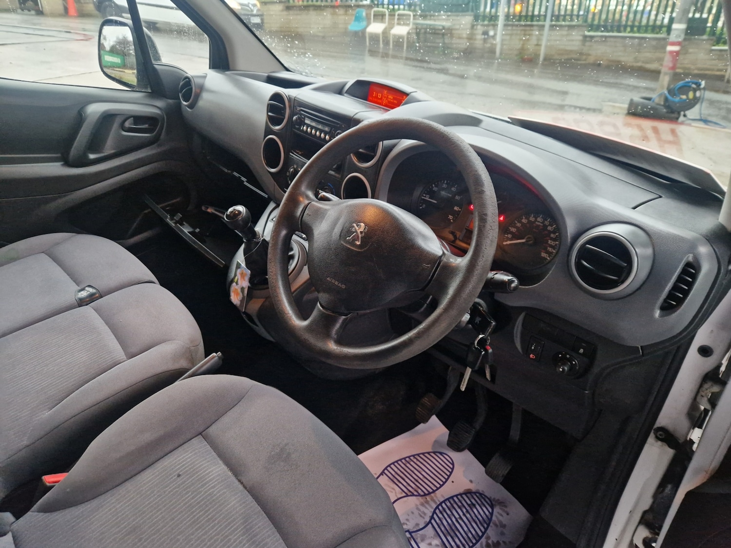 Used Peugeot Partner 2014 for sale - 77324746: Photo 14