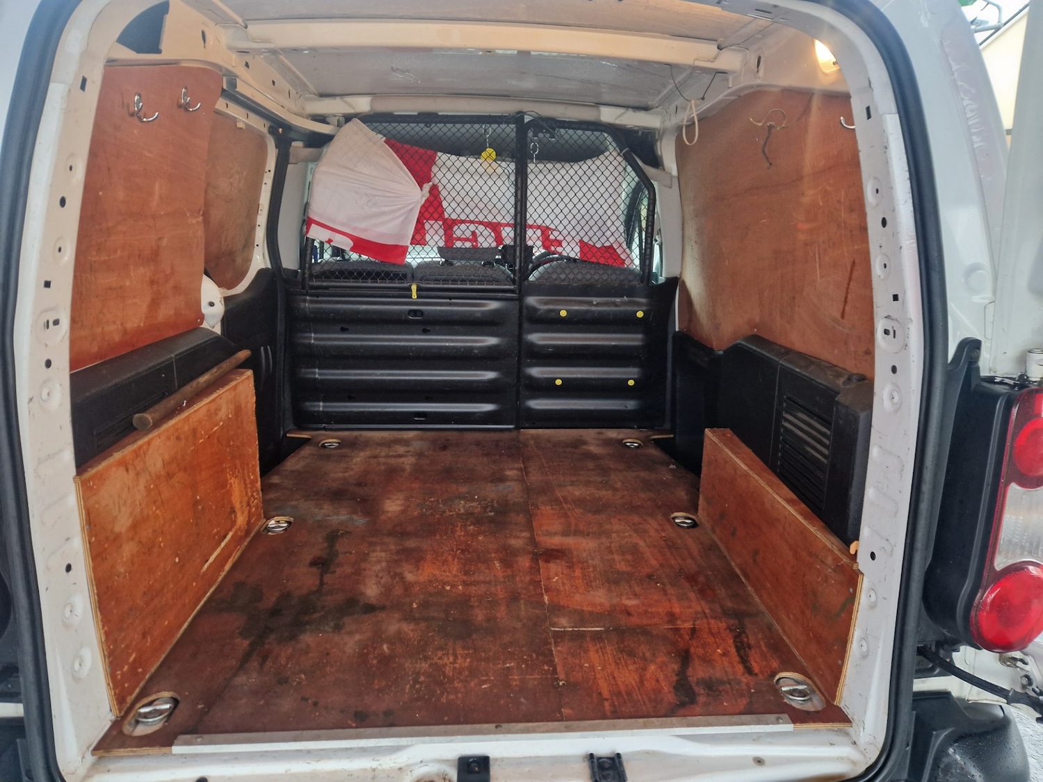 Used Peugeot Partner 2014 for sale - 77324746: Photo 9