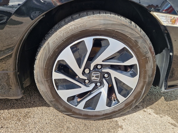 Used Honda Civic 2018 for sale - 75690139: Photo 8
