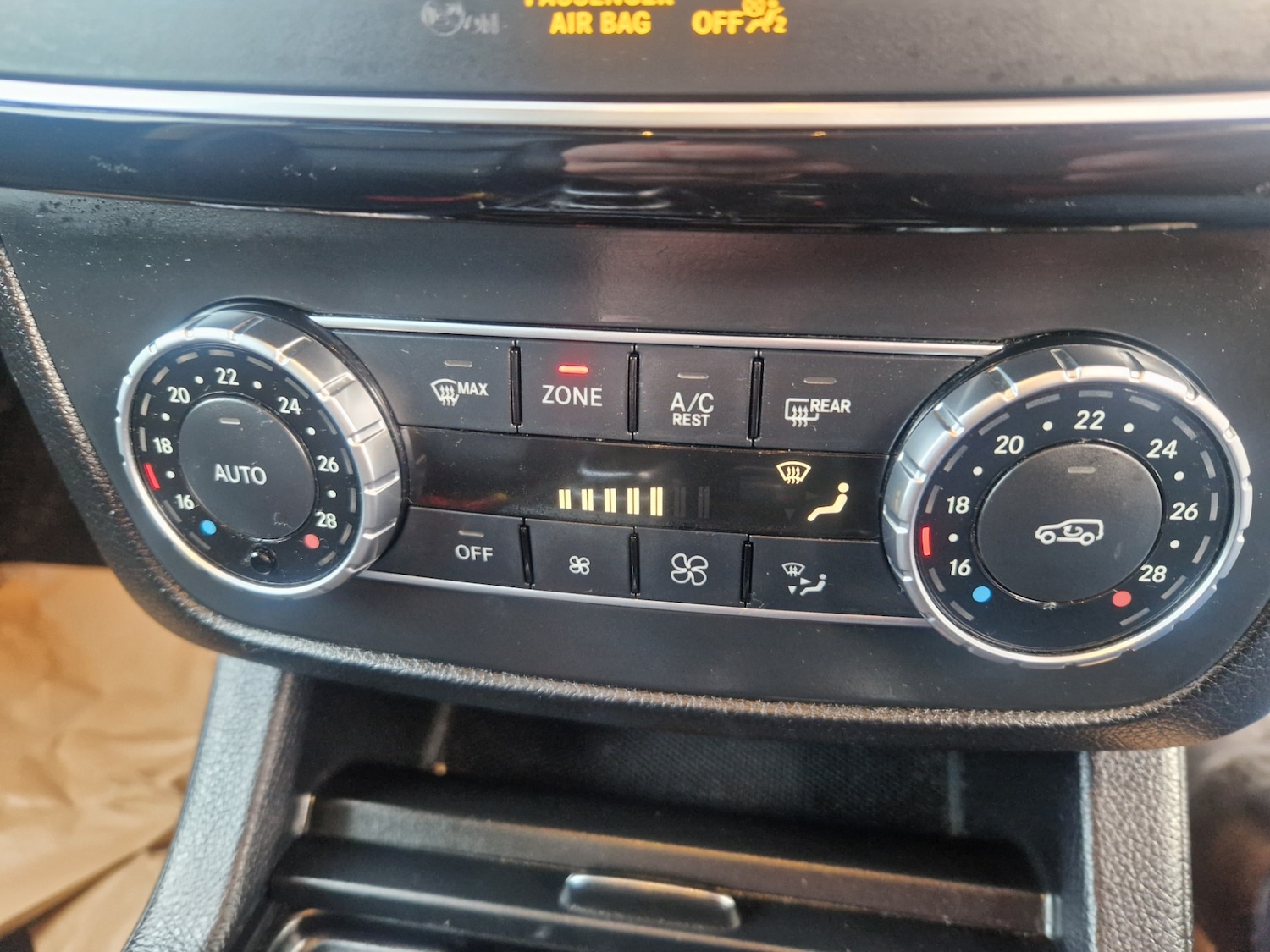 Used Mercedes-Benz GLE 2016 for sale - 77198493: Photo 35