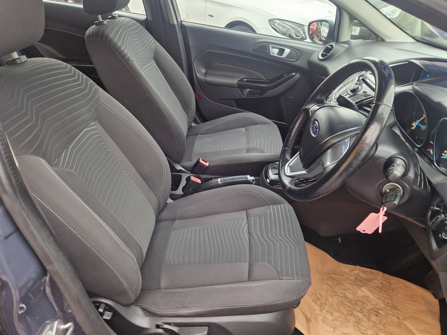 Used Ford Fiesta 2014 for sale - 76205318: Photo 23