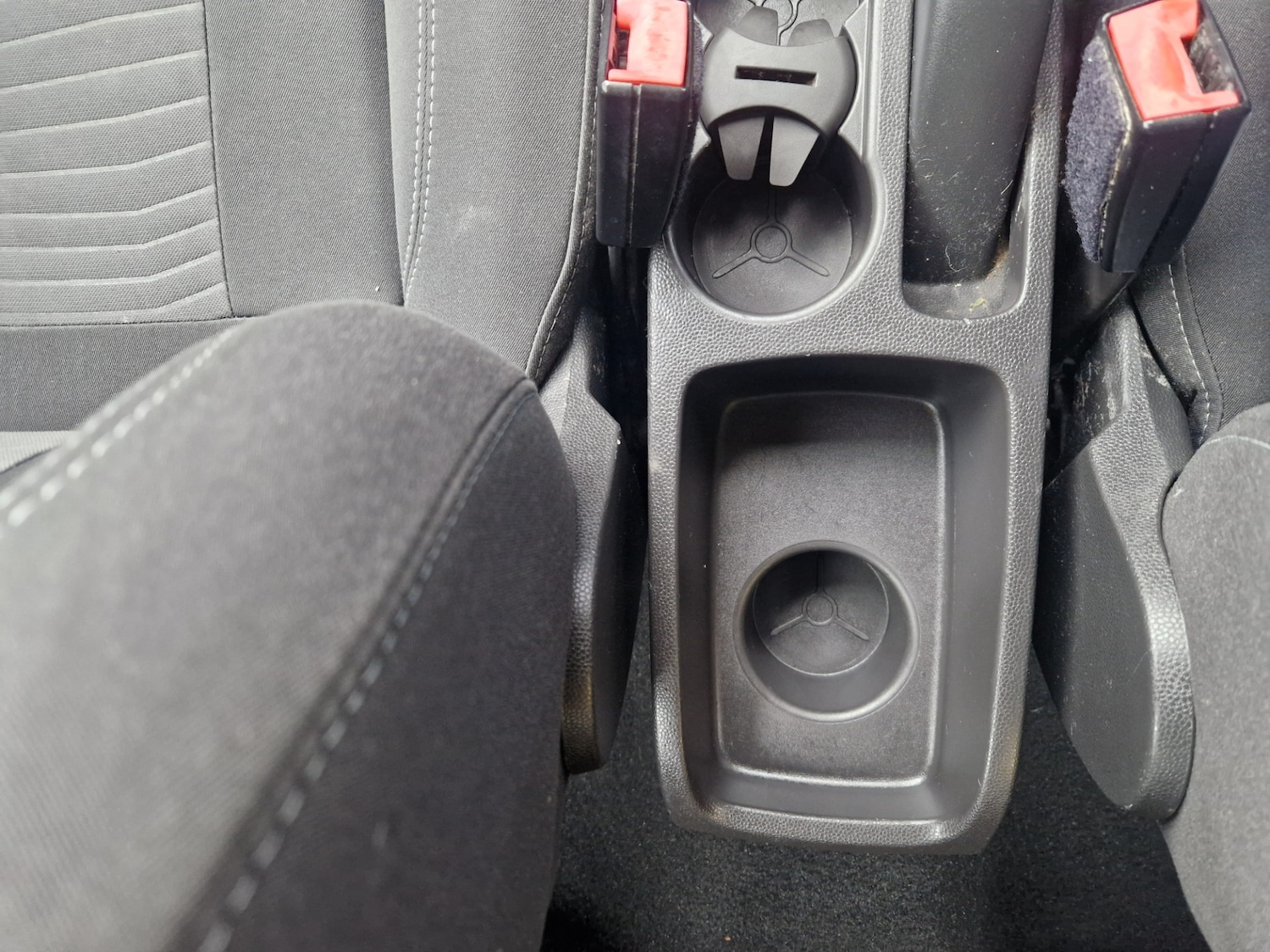 Used Ford Fiesta 2014 for sale - 76205318: Photo 31