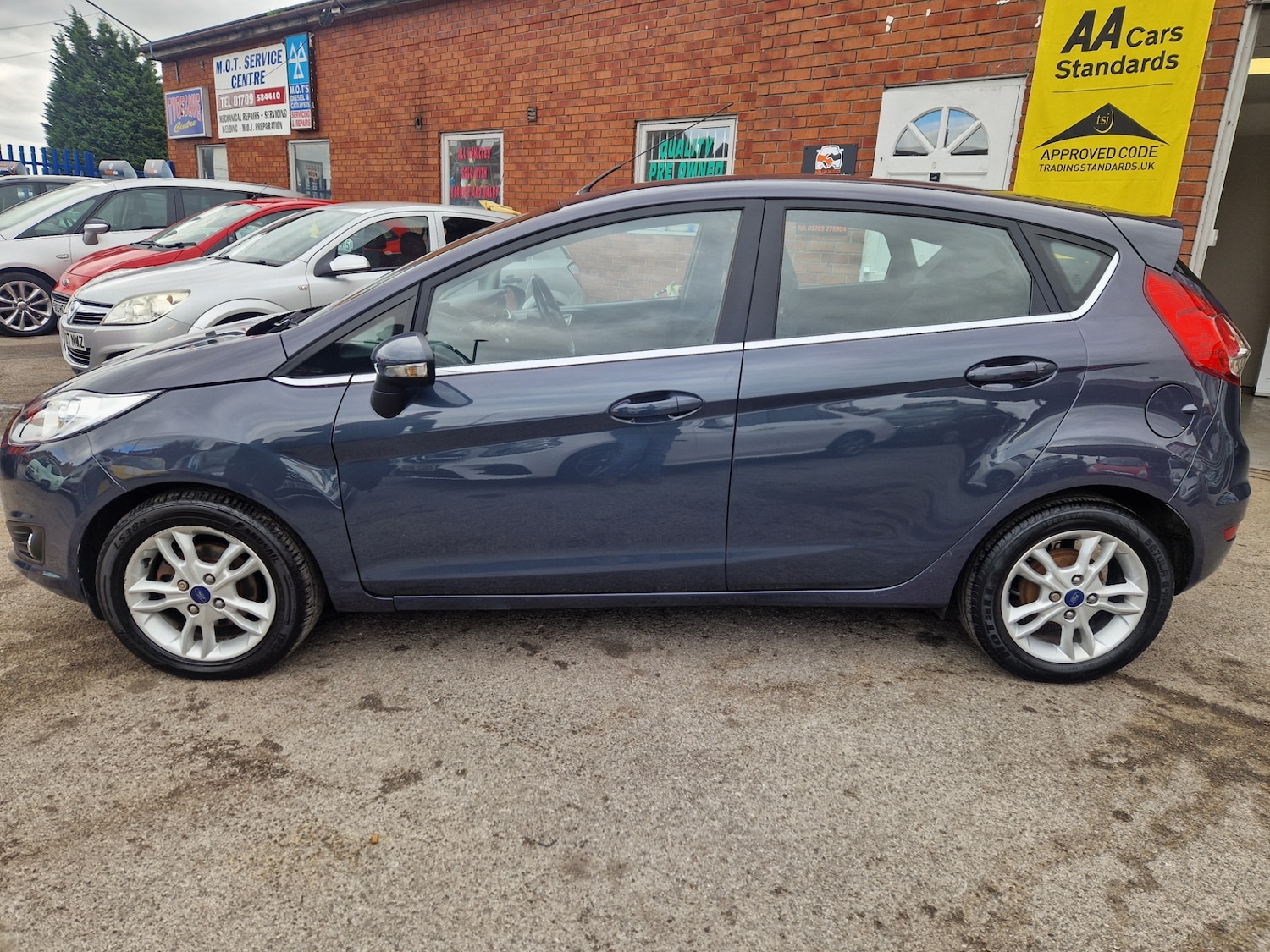 Used Ford Fiesta 2014 for sale - 76205318: Photo 7