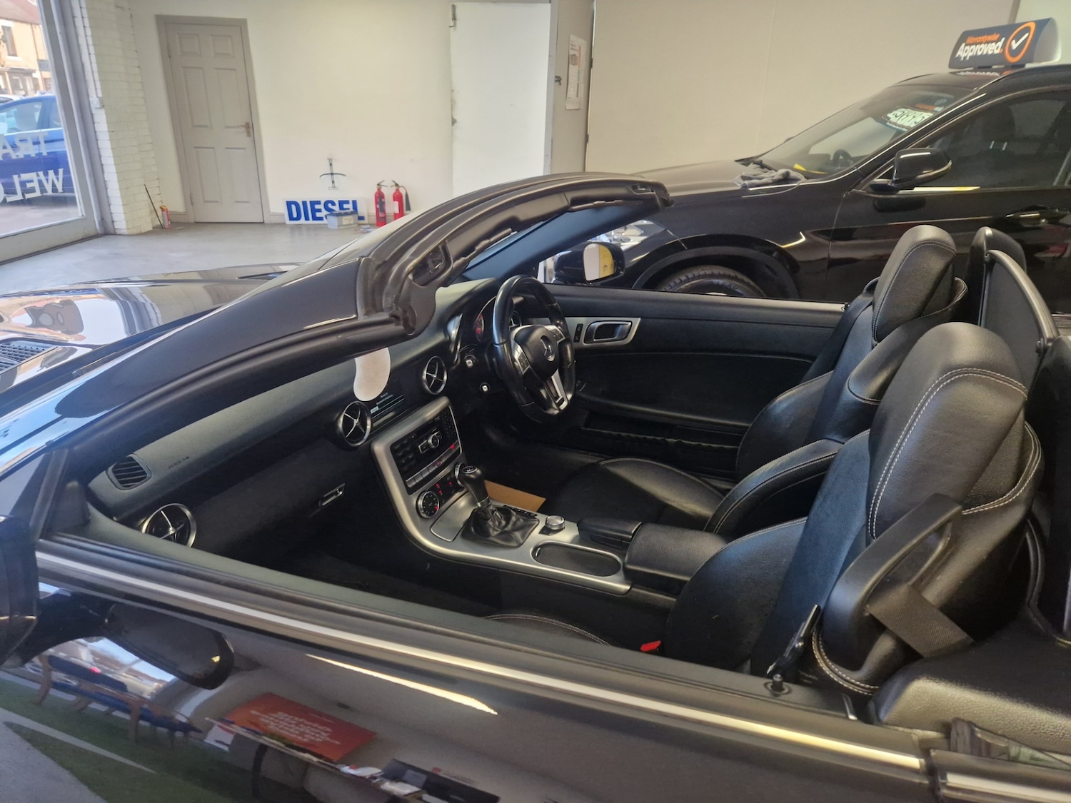 Used Mercedes-Benz SLK 2014 for sale - 76696254: Photo 34