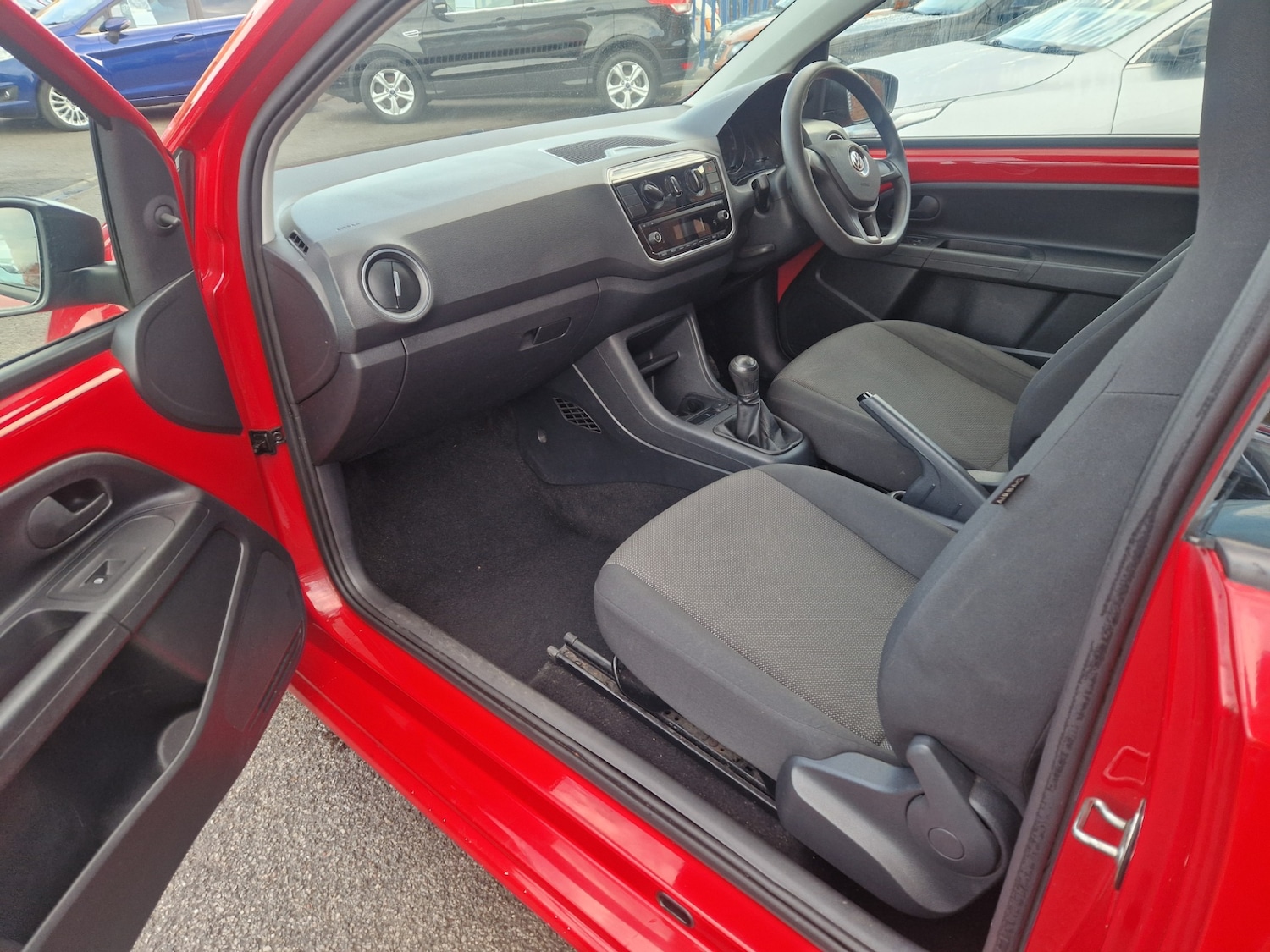 Used Volkswagen up! 2016 for sale - 76831917: Photo 14