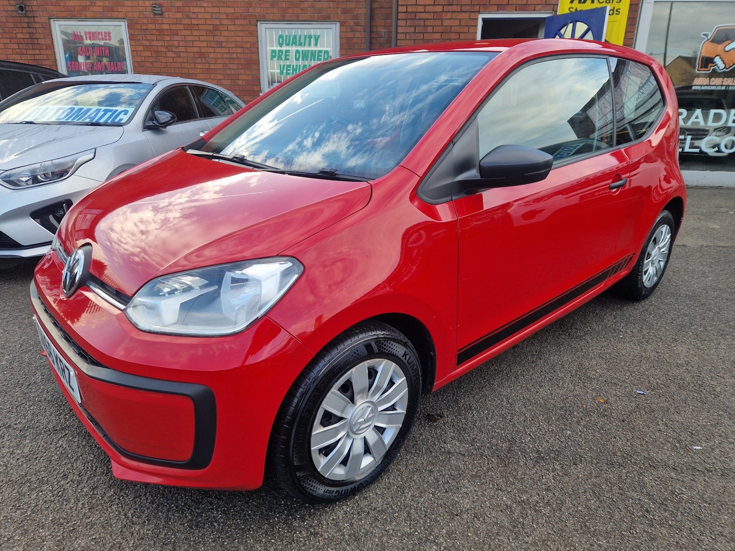 Used Volkswagen up! 2016 for sale - 76831917: Photo 3