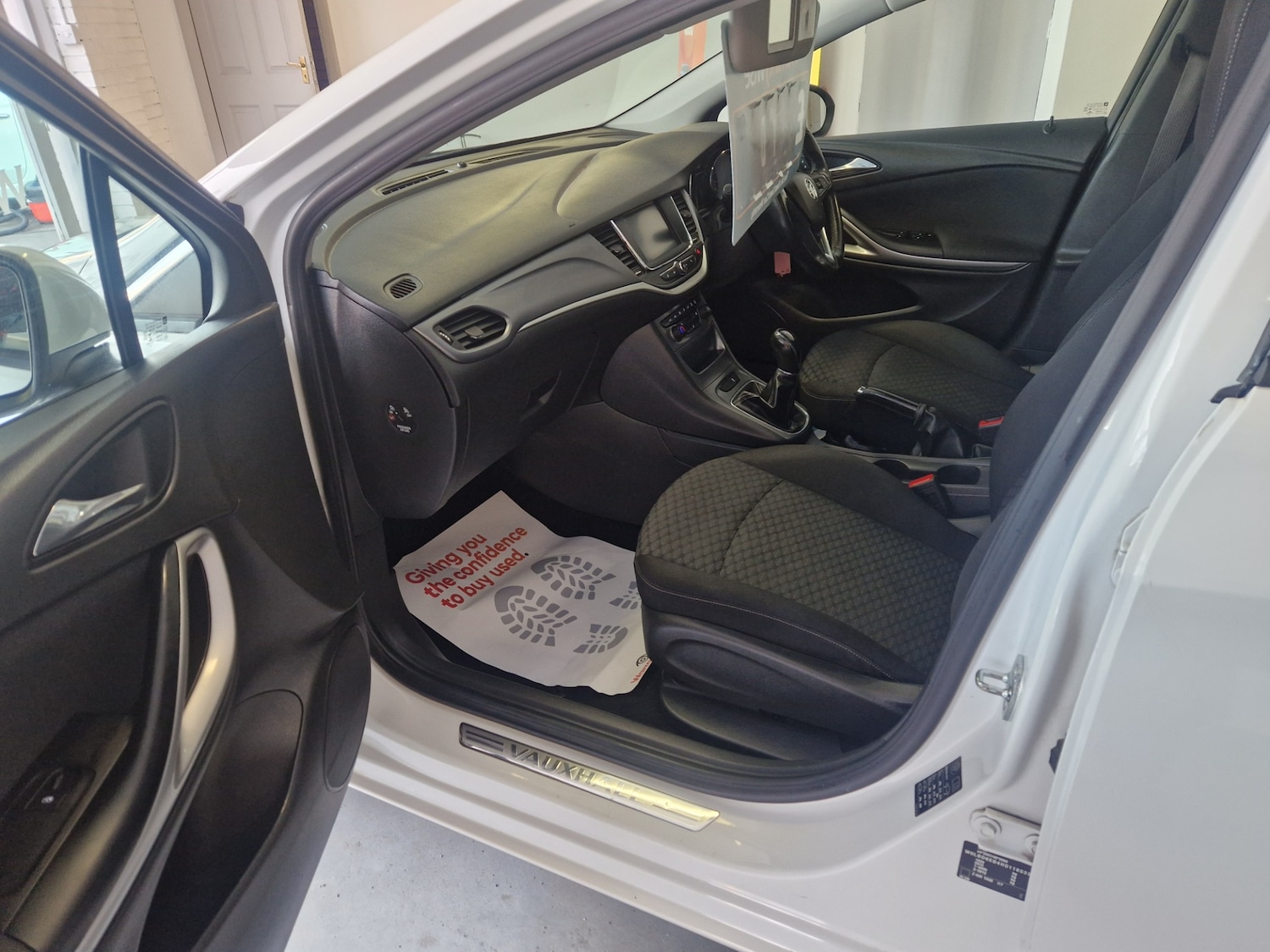 Used Vauxhall Astra 2017 for sale - 76374054: Photo 19