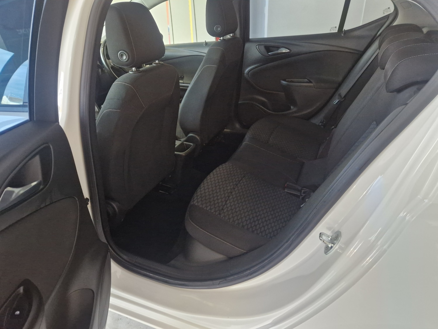 Used Vauxhall Astra 2017 for sale - 76374054: Photo 21