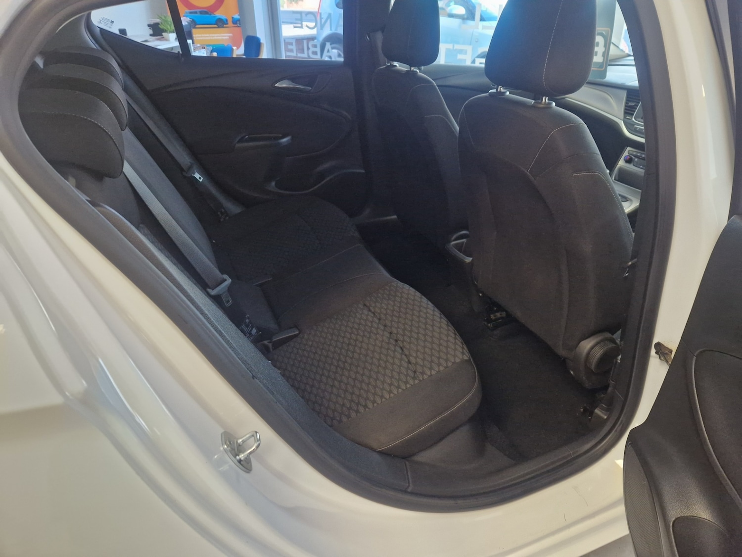 Used Vauxhall Astra 2017 for sale - 76374054: Photo 23