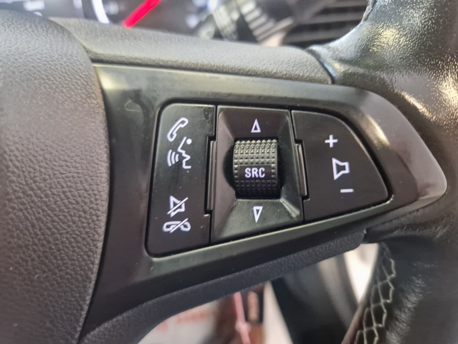 Used Vauxhall Astra 2017 for sale - 76374054: Photo 31