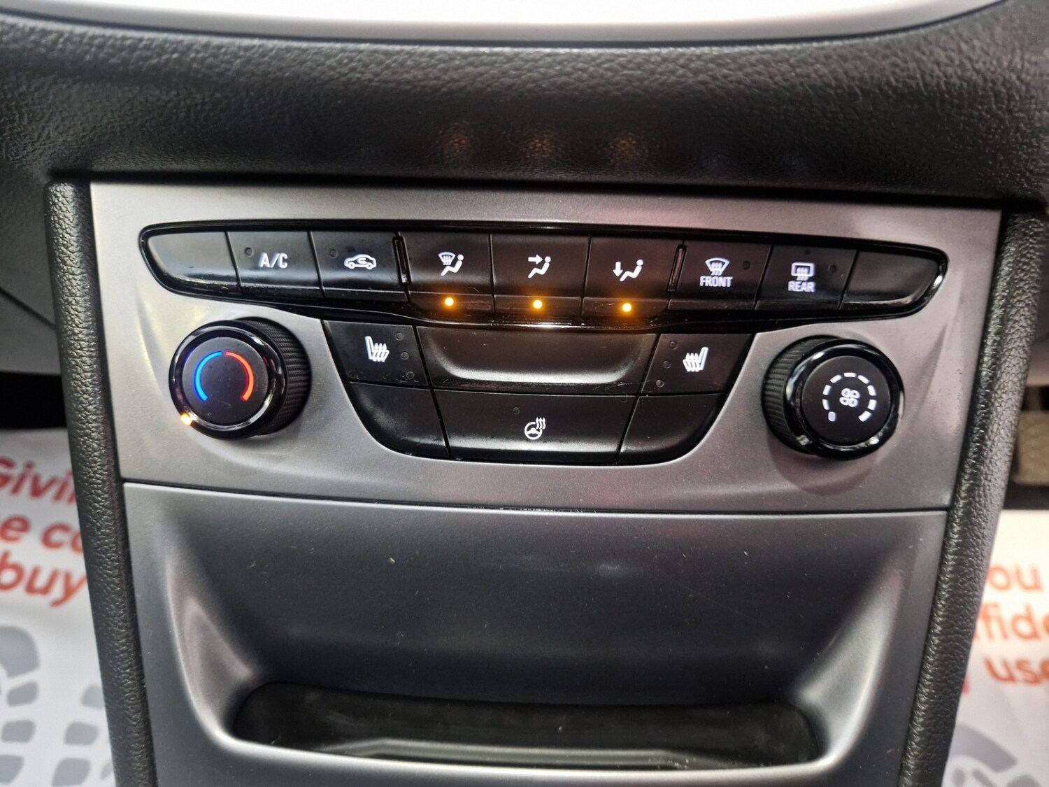 Used Vauxhall Astra 2017 for sale - 76374054: Photo 33