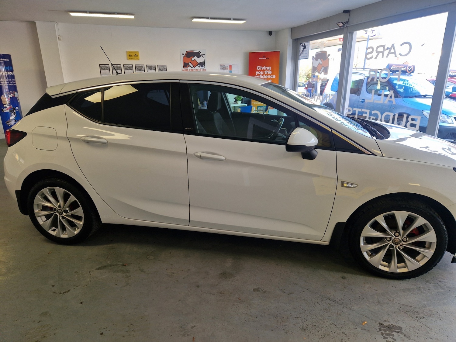 Used Vauxhall Astra 2017 for sale - 76374054: Photo 4