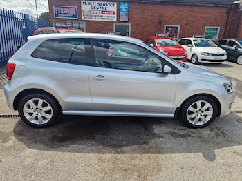 Used Volkswagen Polo 2013 for sale - 75525376: Photo