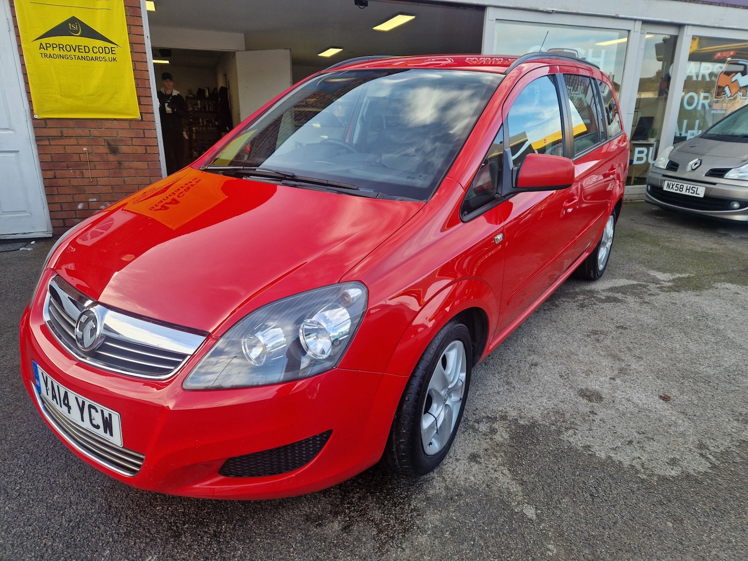 Used Vauxhall Zafira 2014 for sale - 76737960: Photo 7