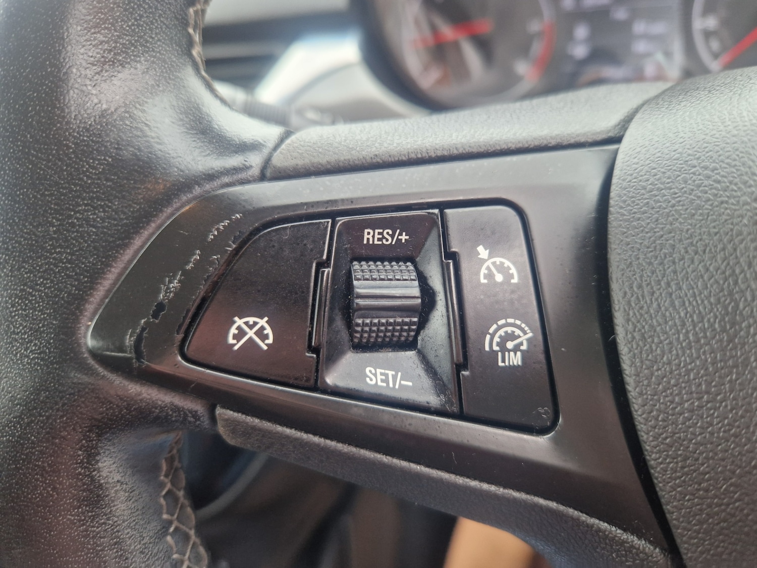 Used Vauxhall Corsa 2015 for sale - 76413394: Photo 24