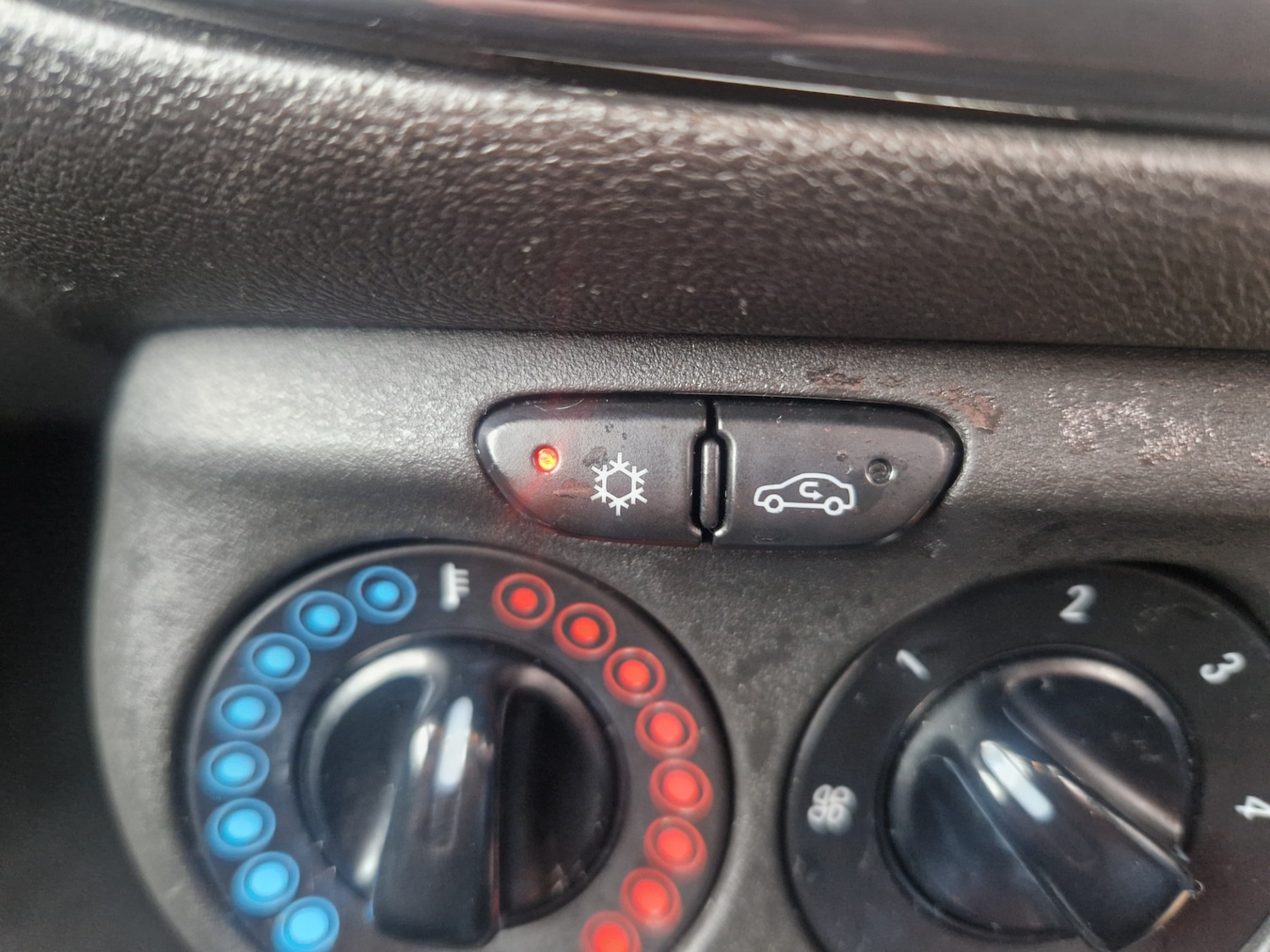 Used Vauxhall Corsa 2015 for sale - 76413394: Photo 29