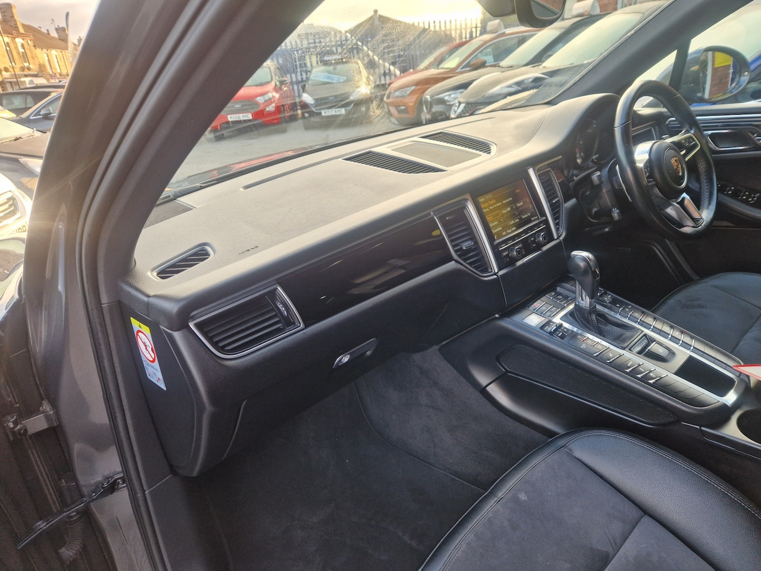 Used Porsche Macan 2015 for sale - 77045344: Photo 17