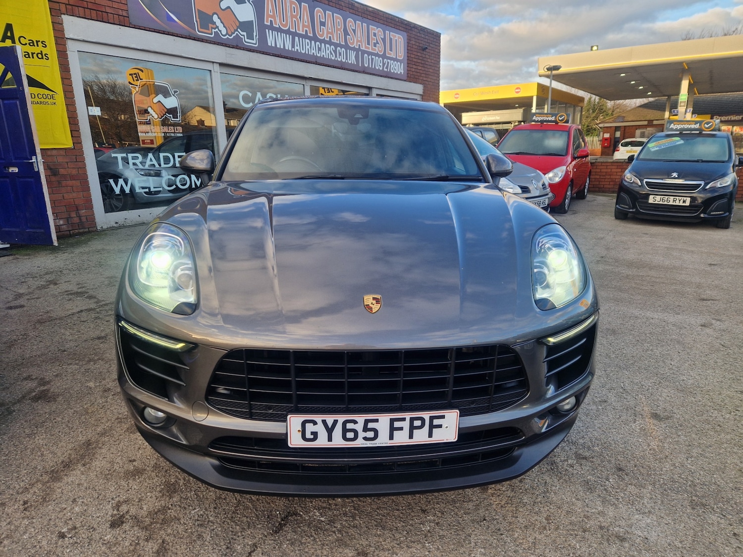 Used Porsche Macan 2015 for sale - 77045344: Photo 2