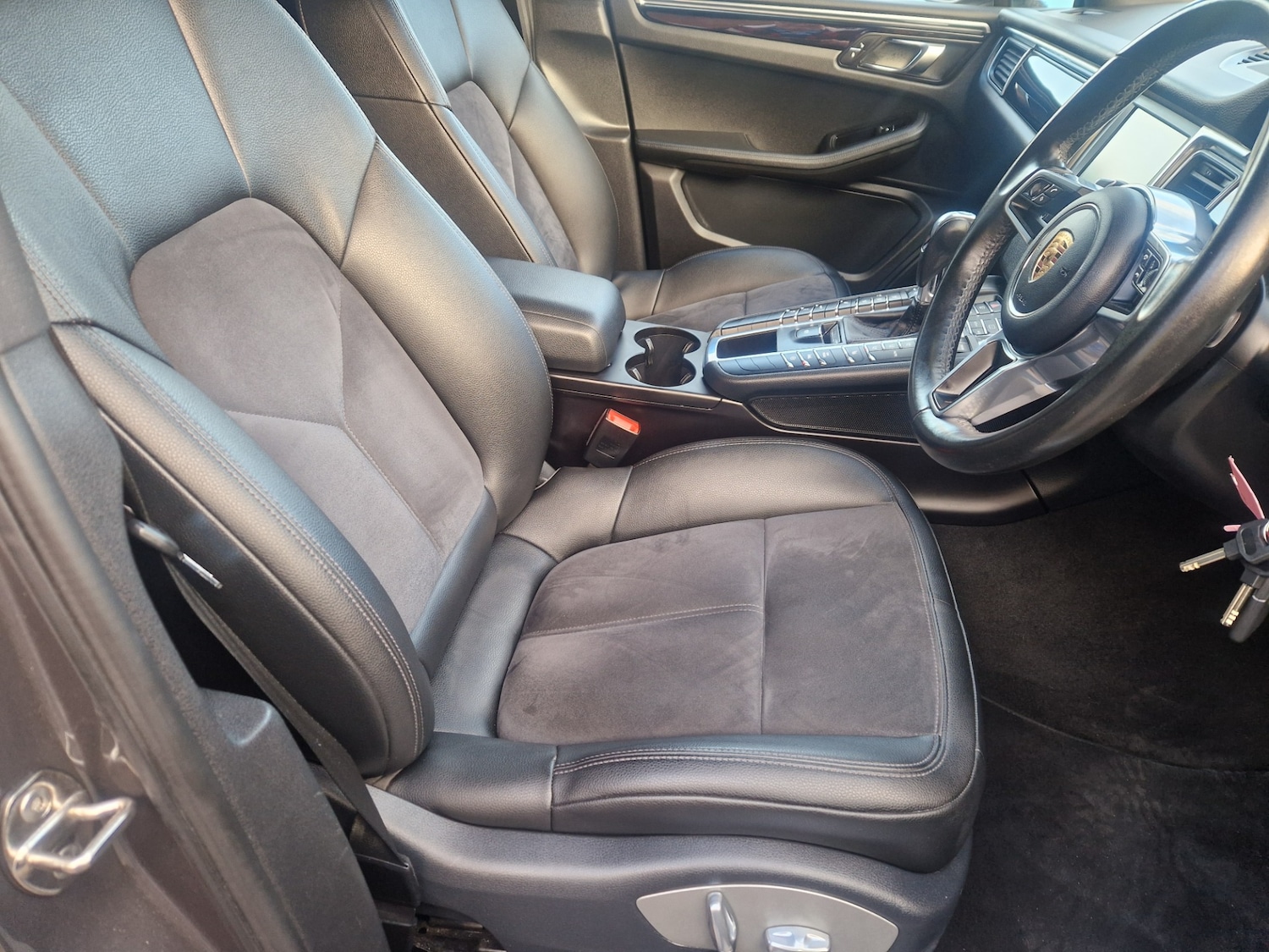 Used Porsche Macan 2015 for sale - 77045344: Photo 27