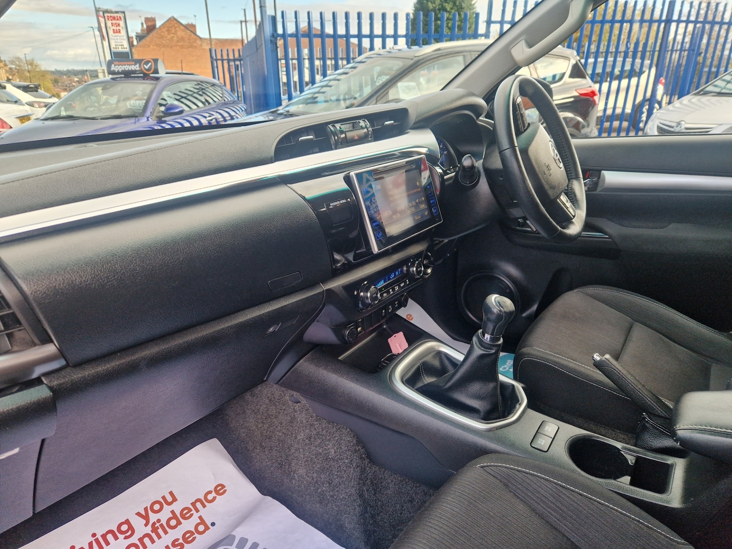 Used Toyota Hilux 2017 for sale - 76366796: Photo 22