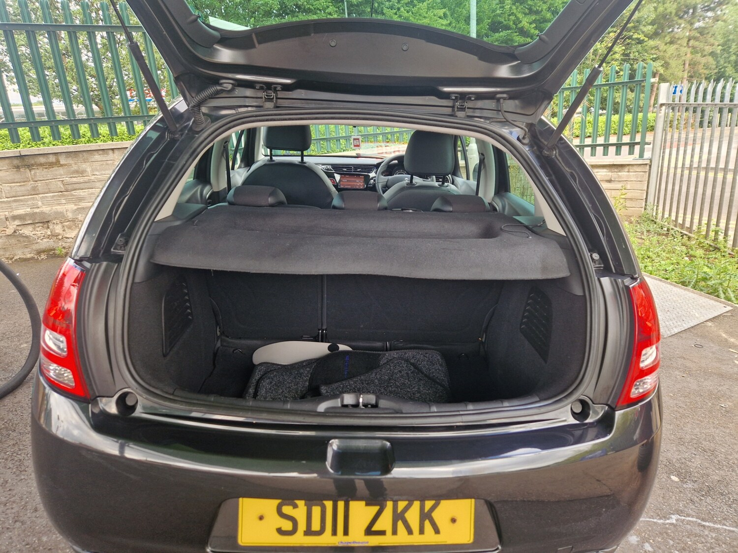 Vehicle 6