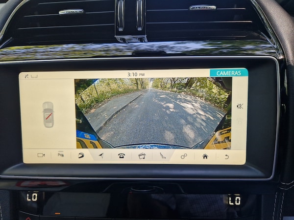 Used Jaguar F-Pace 2019 for sale - 75253162: Photo 32