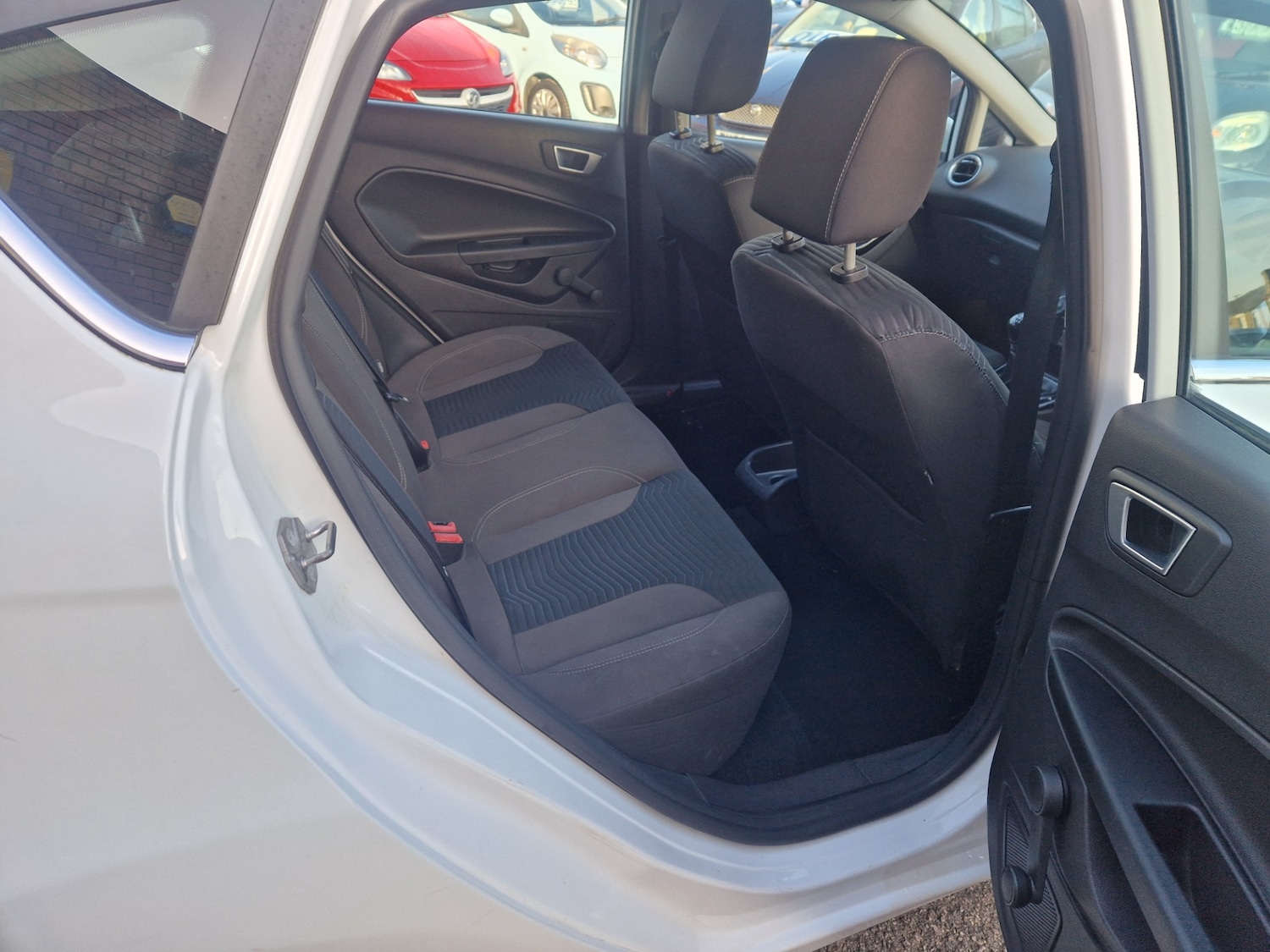 Used Ford Fiesta 2015 for sale - 77350398: Photo 19