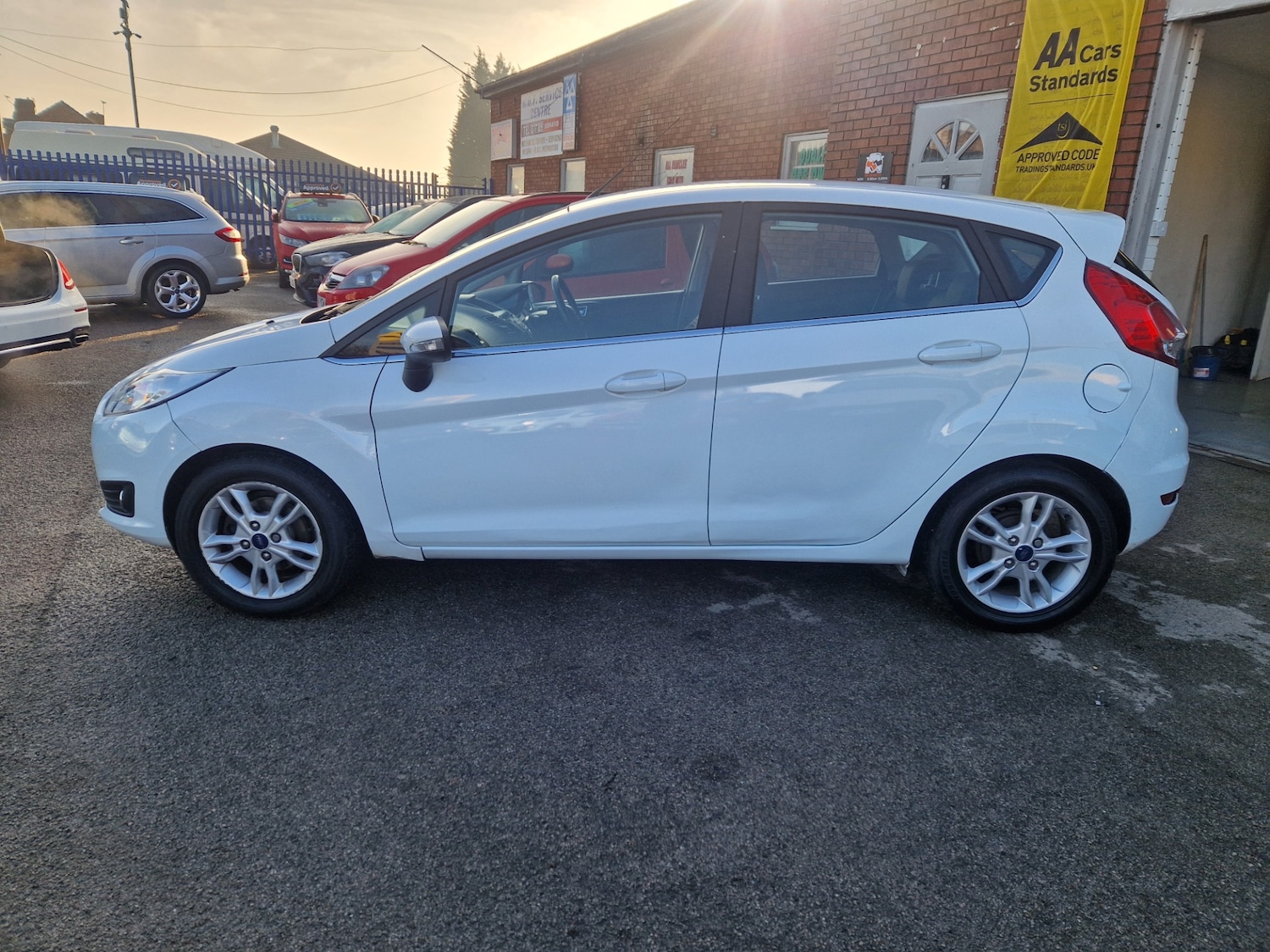Used Ford Fiesta 2015 for sale - 77350398: Photo 5