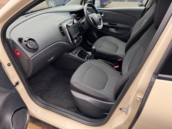 Used Renault Captur 2016 for sale - 76304565: Photo 36