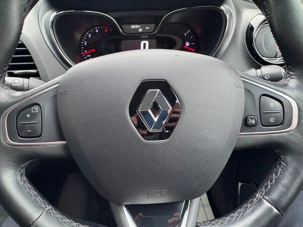 Used Renault Captur 2016 for sale - 76304565: Photo 44