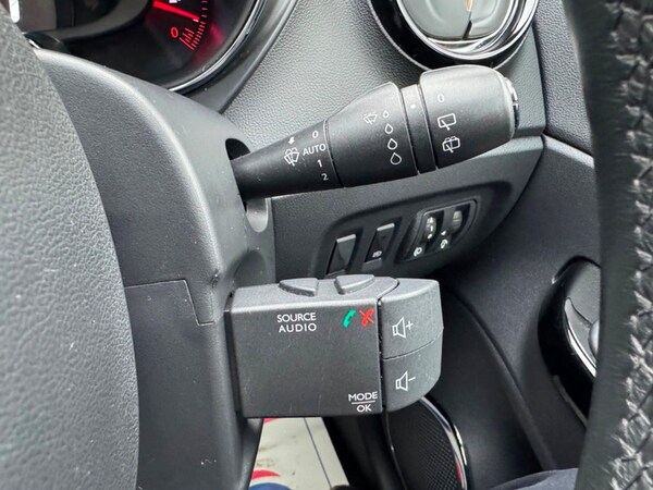 Used Renault Captur 2016 for sale - 76304565: Photo 45