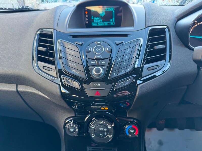 Used Ford Fiesta 2015 for sale - 77697464: Photo 37