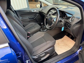 Used Ford Fiesta 2015 for sale - 77697464: Photo