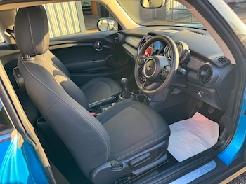 Used MINI One 2019 for sale - 76740880: Photo