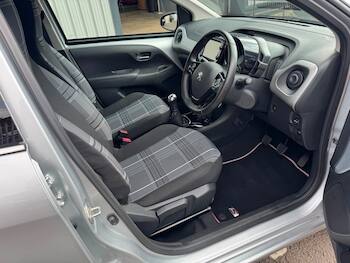 Used Peugeot 108 2017 for sale - 79531057: Photo