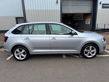 Used Skoda Rapid Spaceback 2019 for sale - 77697474: Photo