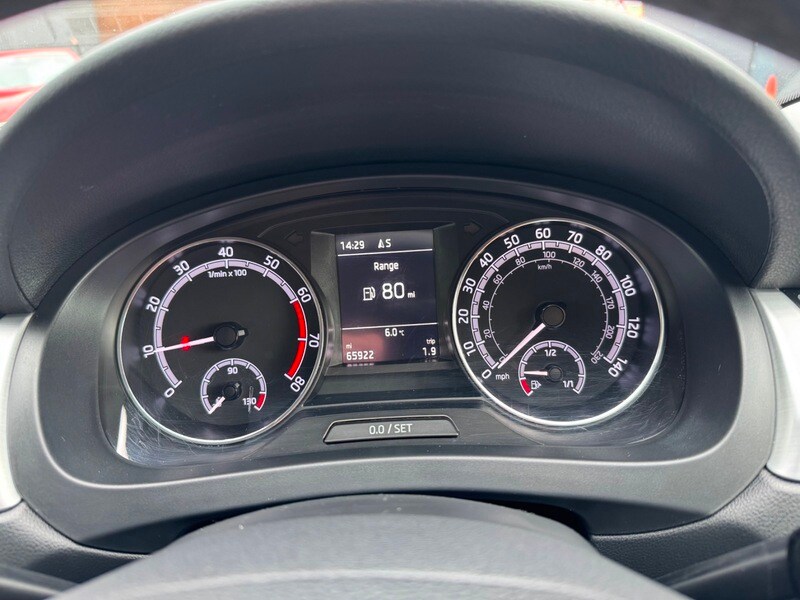 Used Skoda Rapid Spaceback 2019 for sale - 77697474: Photo 32