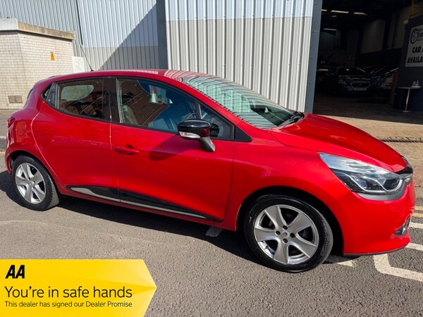 Used Renault Clio 2015 for sale - 76304501: Photo 1