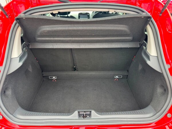 Used Renault Clio 2015 for sale - 76304501: Photo 20