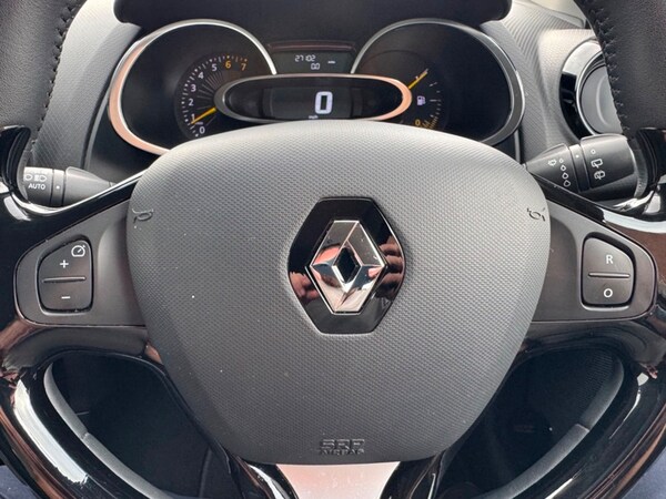 Used Renault Clio 2015 for sale - 76304501: Photo 38