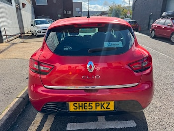 Used Renault Clio 2015 for sale - 76304501: Photo