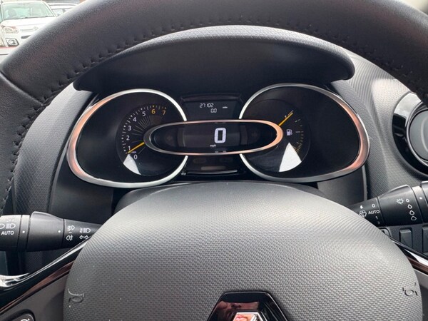 Used Renault Clio 2015 for sale - 76304501: Photo 41
