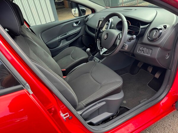 Used Renault Clio 2015 for sale - 76304501: Photo 4