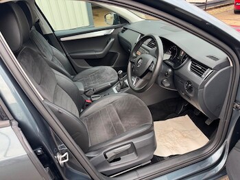 Used Skoda Octavia 2017 for sale - 77697472: Photo