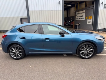 Used Mazda Mazda3 2018 for sale - 76304502: Photo